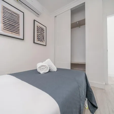 Xpce Teatro Square Apartment Malaga