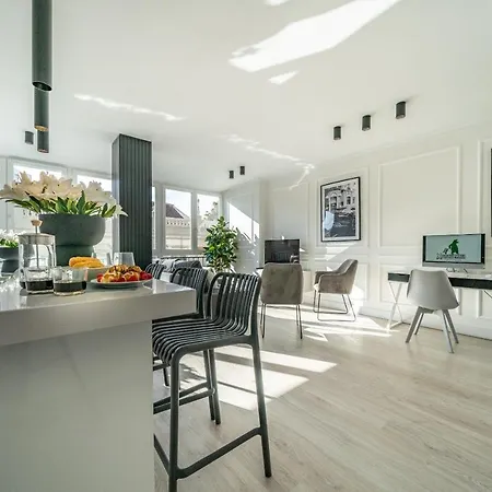 Apartment Xpce Teatro Square *